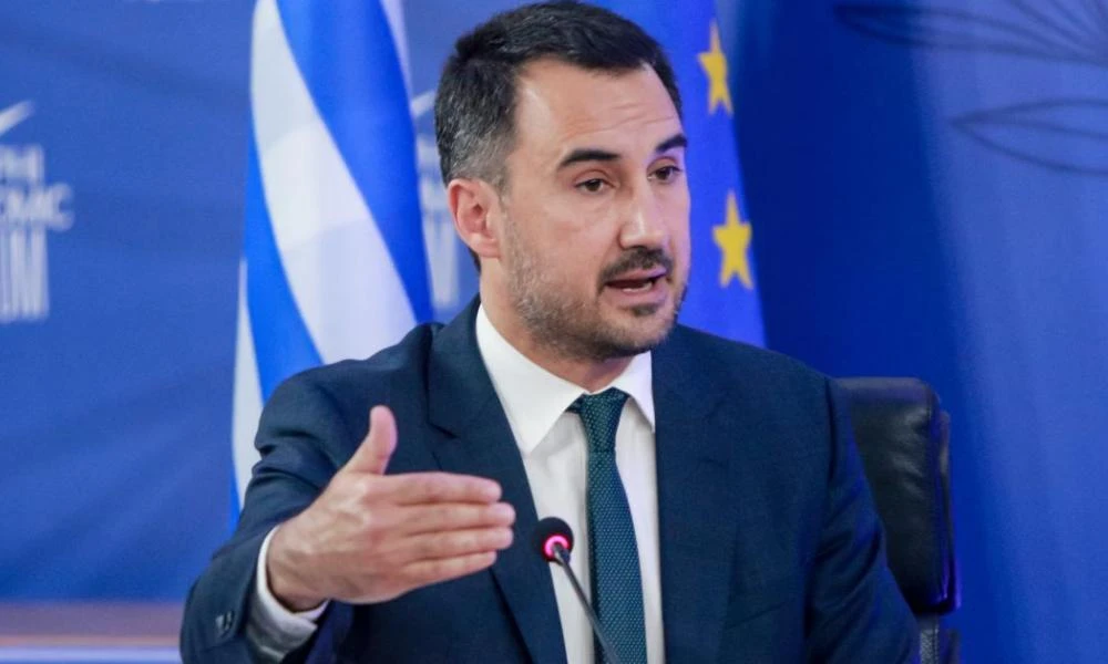 Χαρίτσης: Το "ελεύθερο πανεπιστήμιο" που επαγγέλλεται η κυβέρνηση είναι ένα ψέμα